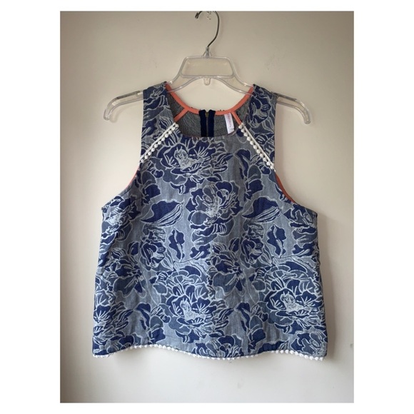Xhilaration Tops - Xhileration denim embossed top sz large new with tags